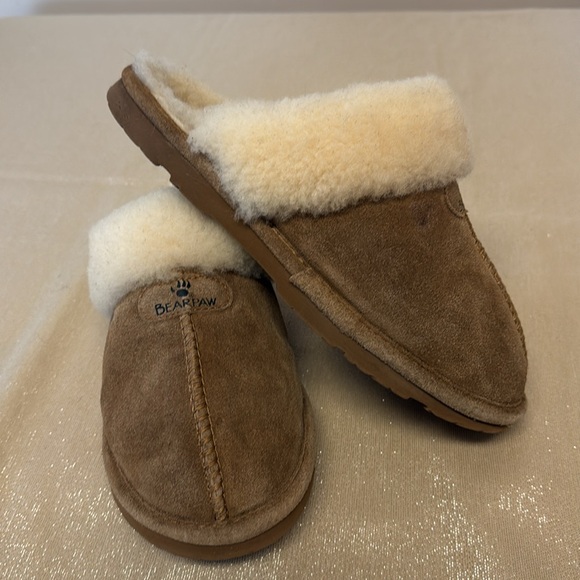 Bearpaw Tan Shearling Slippers - Picture 2 of 5